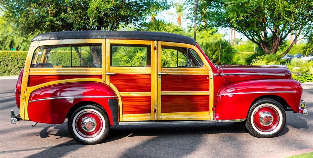 1948 Super Deluxe Ford Woody Wagon on AutoHunter